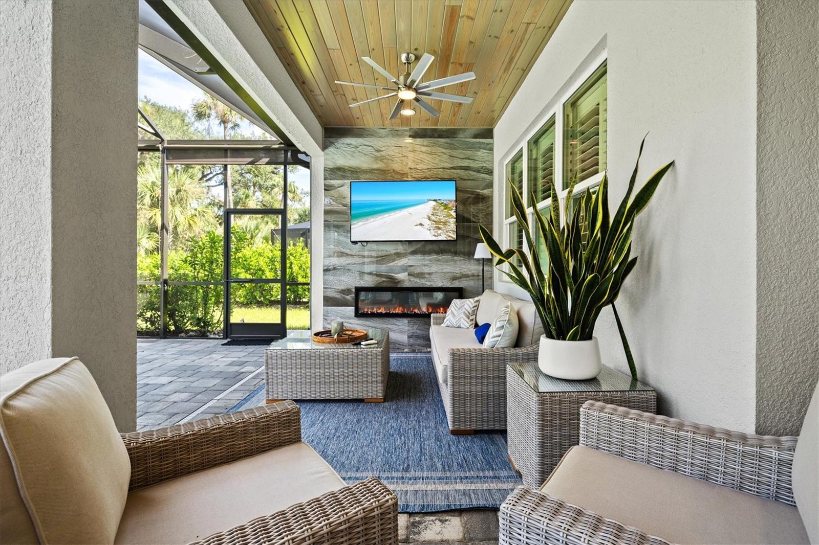 GRAND PALM - Residential