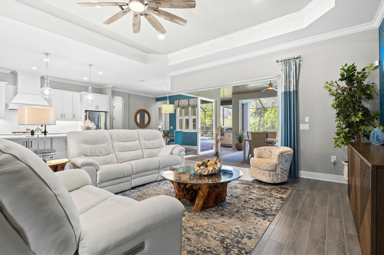GRAND PALM - Residential