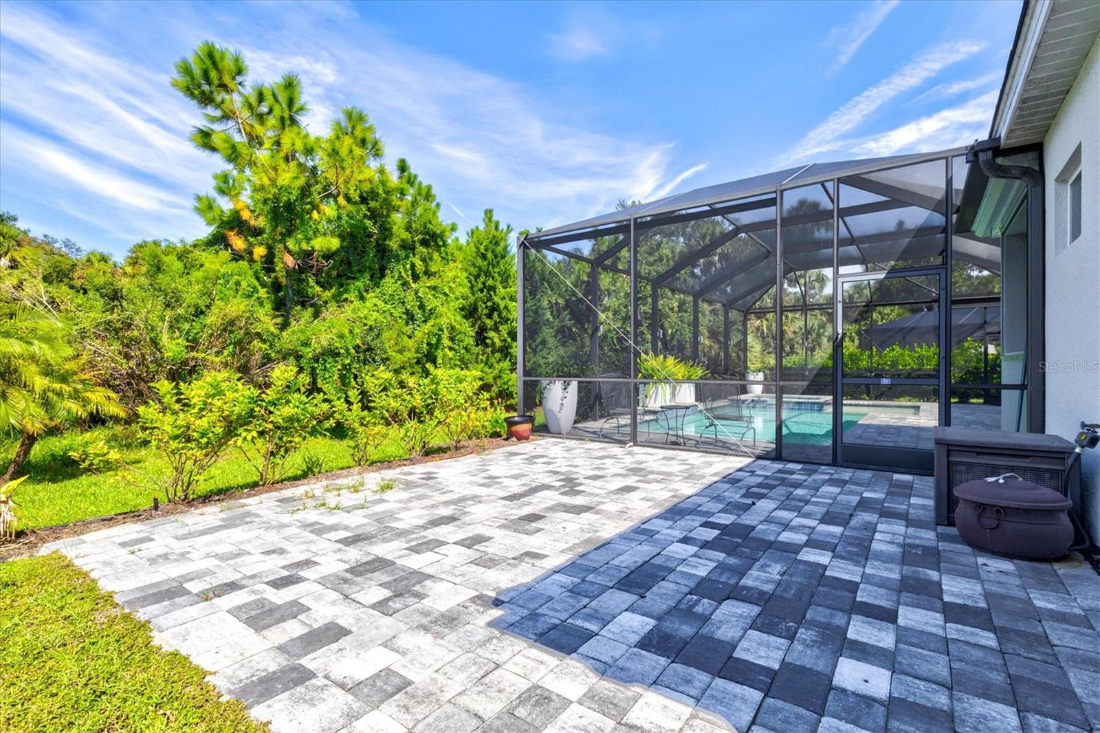 GRAND PALM - Residential
