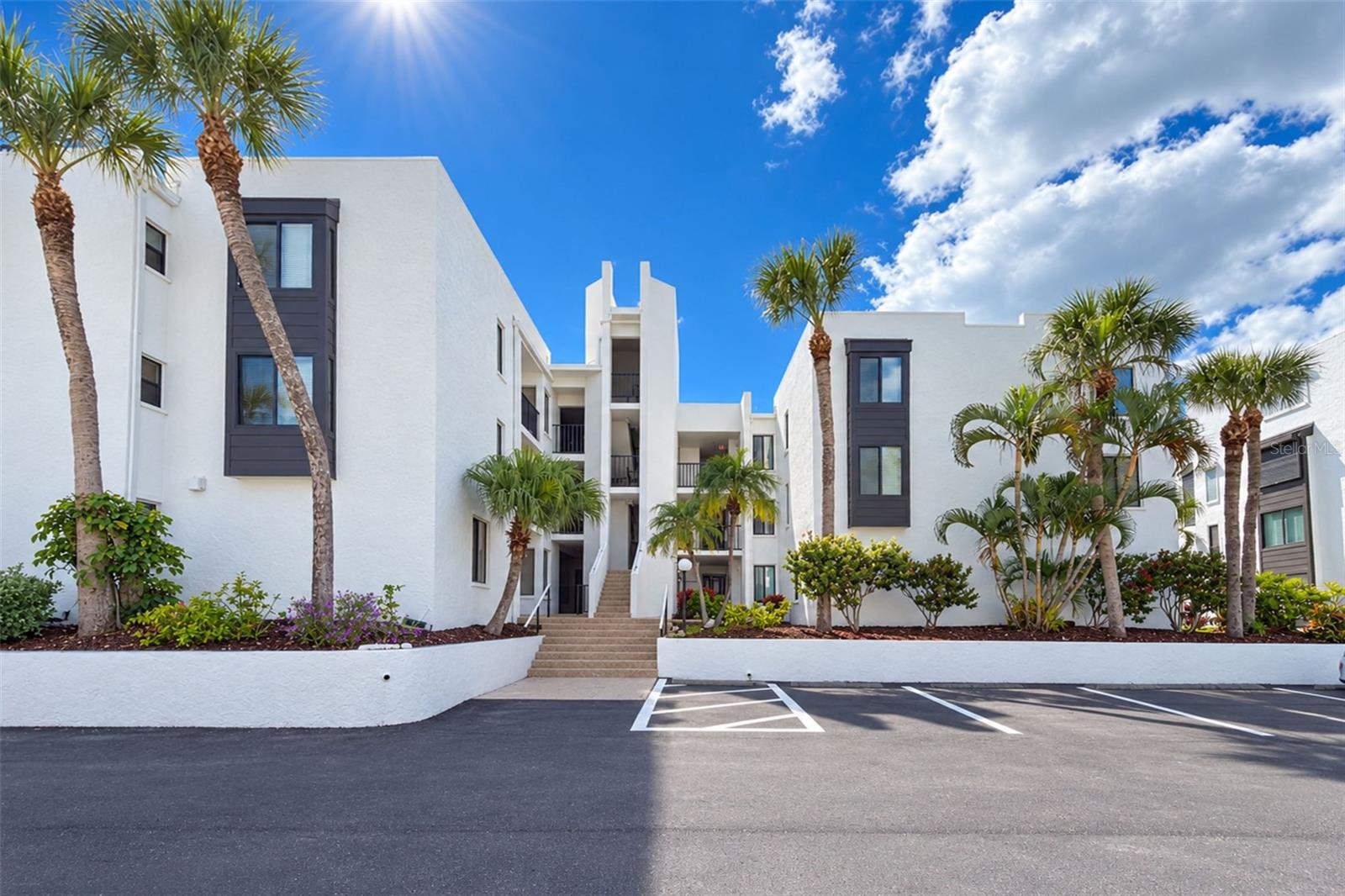 TAMARIND GULF & BAY BLDG A3 PH - Residential