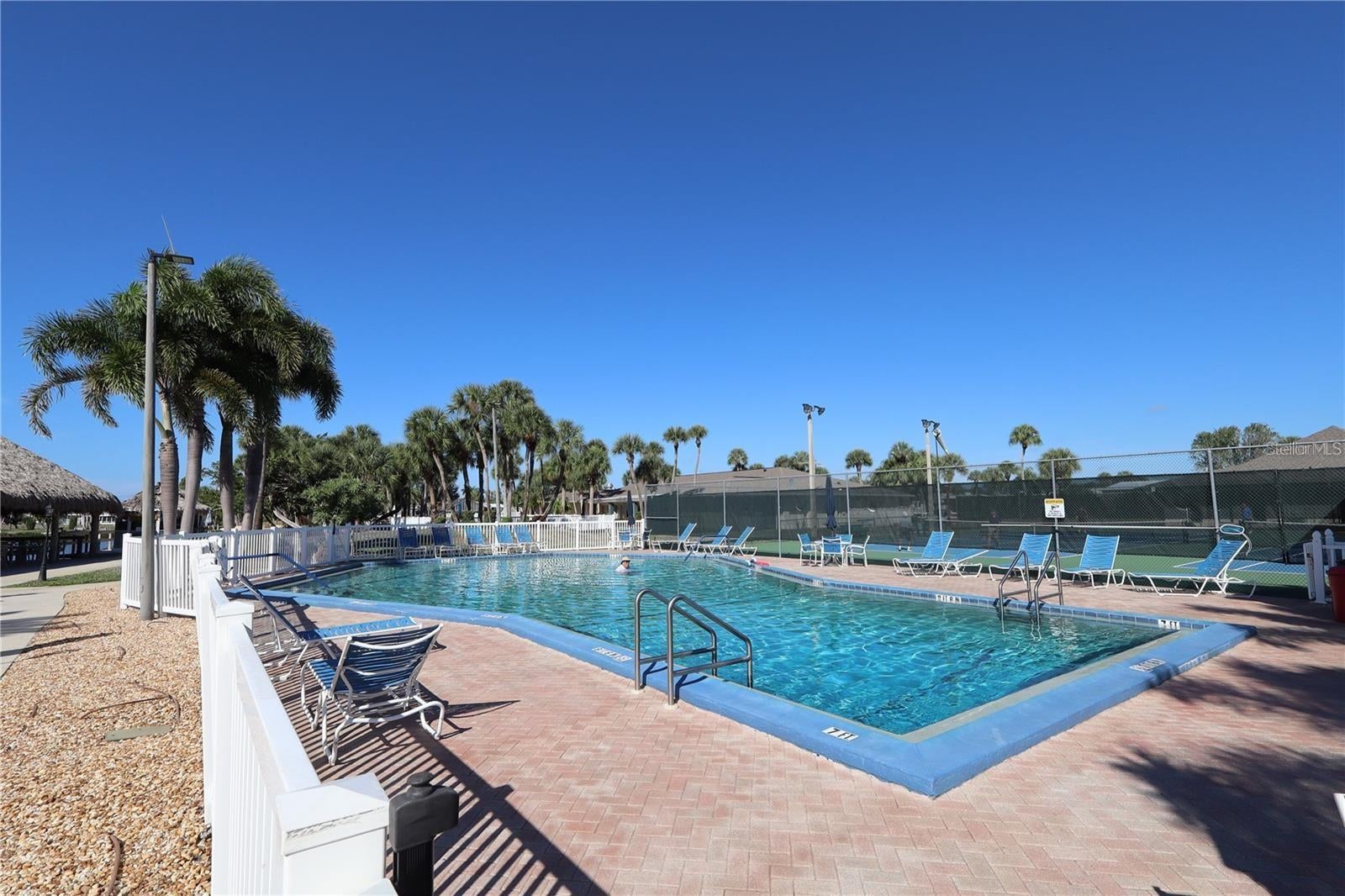 MAPLE LEAF ESTATES - Residential