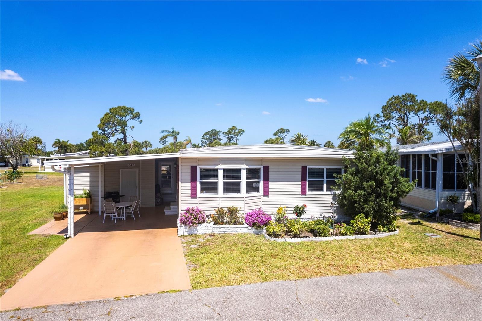 MAPLE LEAF ESTATES - Residential