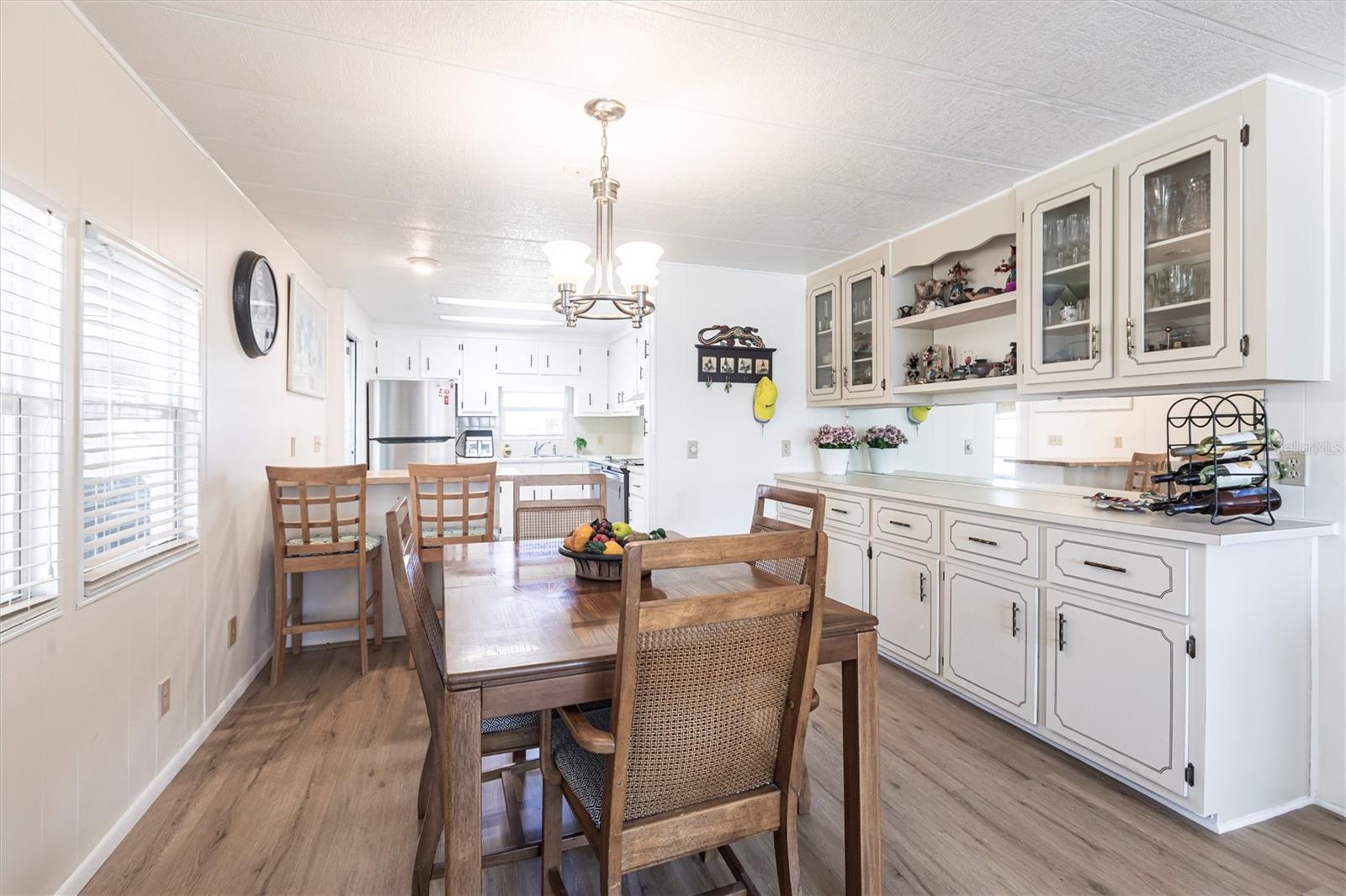 MAPLE LEAF ESTATES - Residential