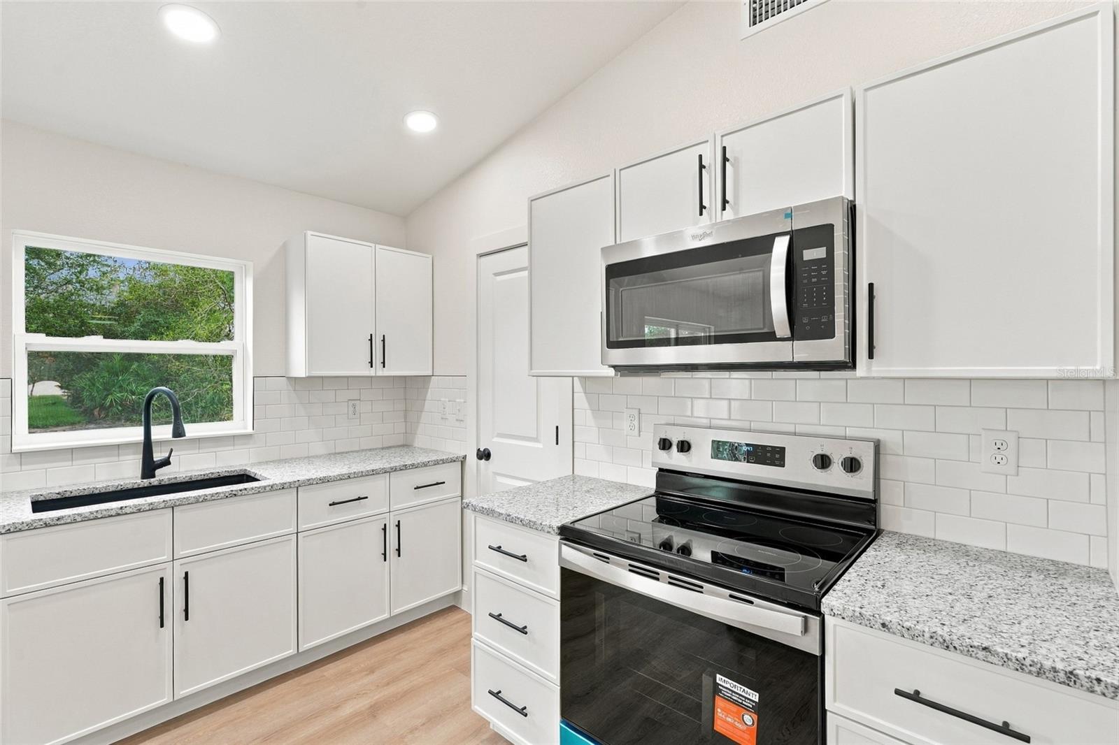 FLORACADIA SUB - Residential