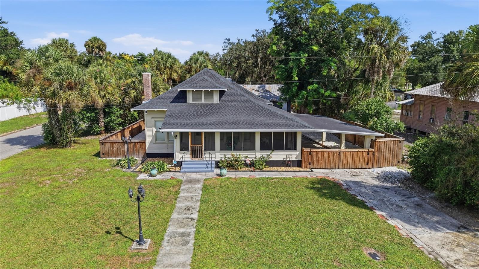 GIBSON & SMITHS ADD - Residential