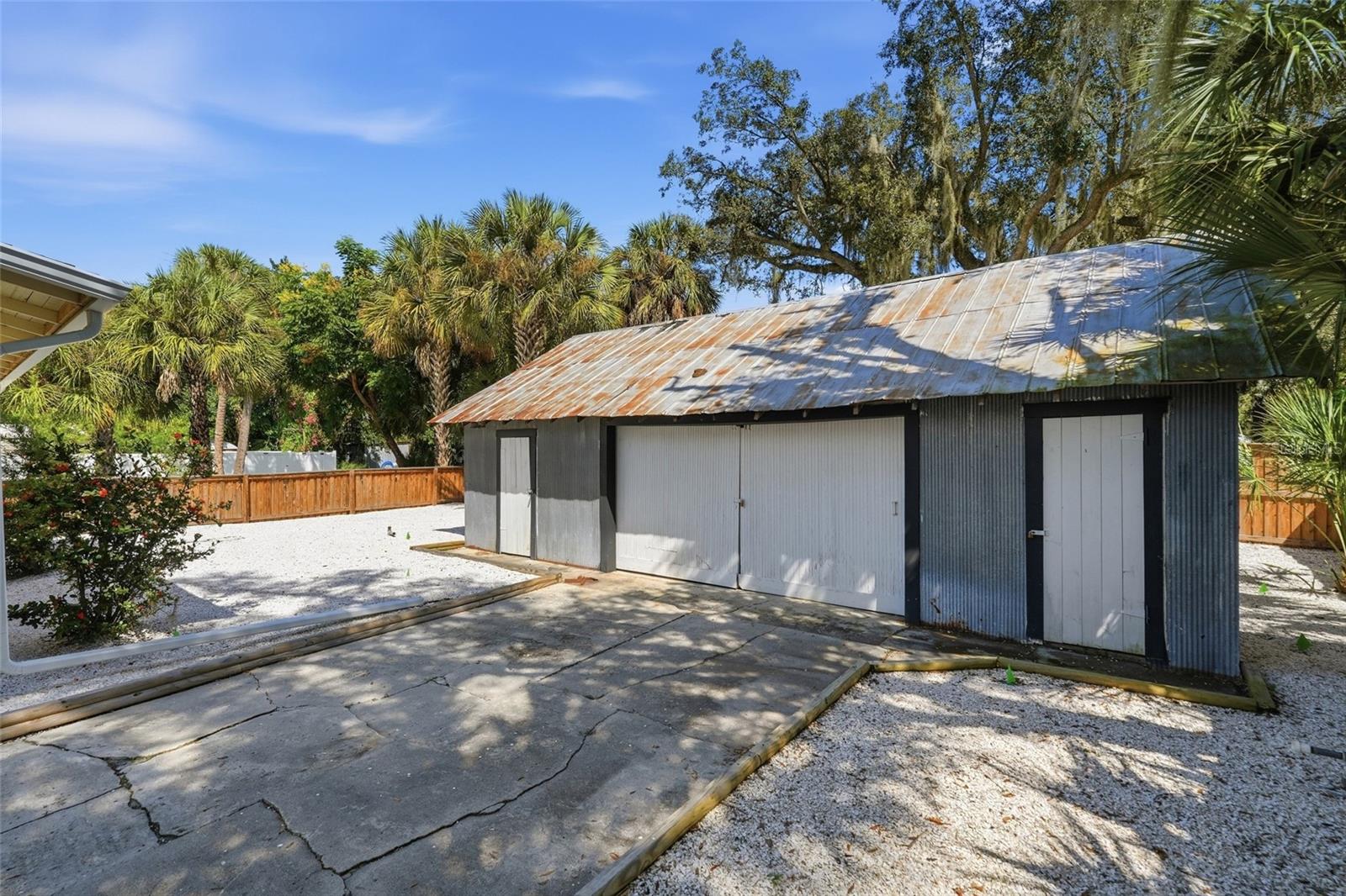 GIBSON & SMITHS ADD - Residential