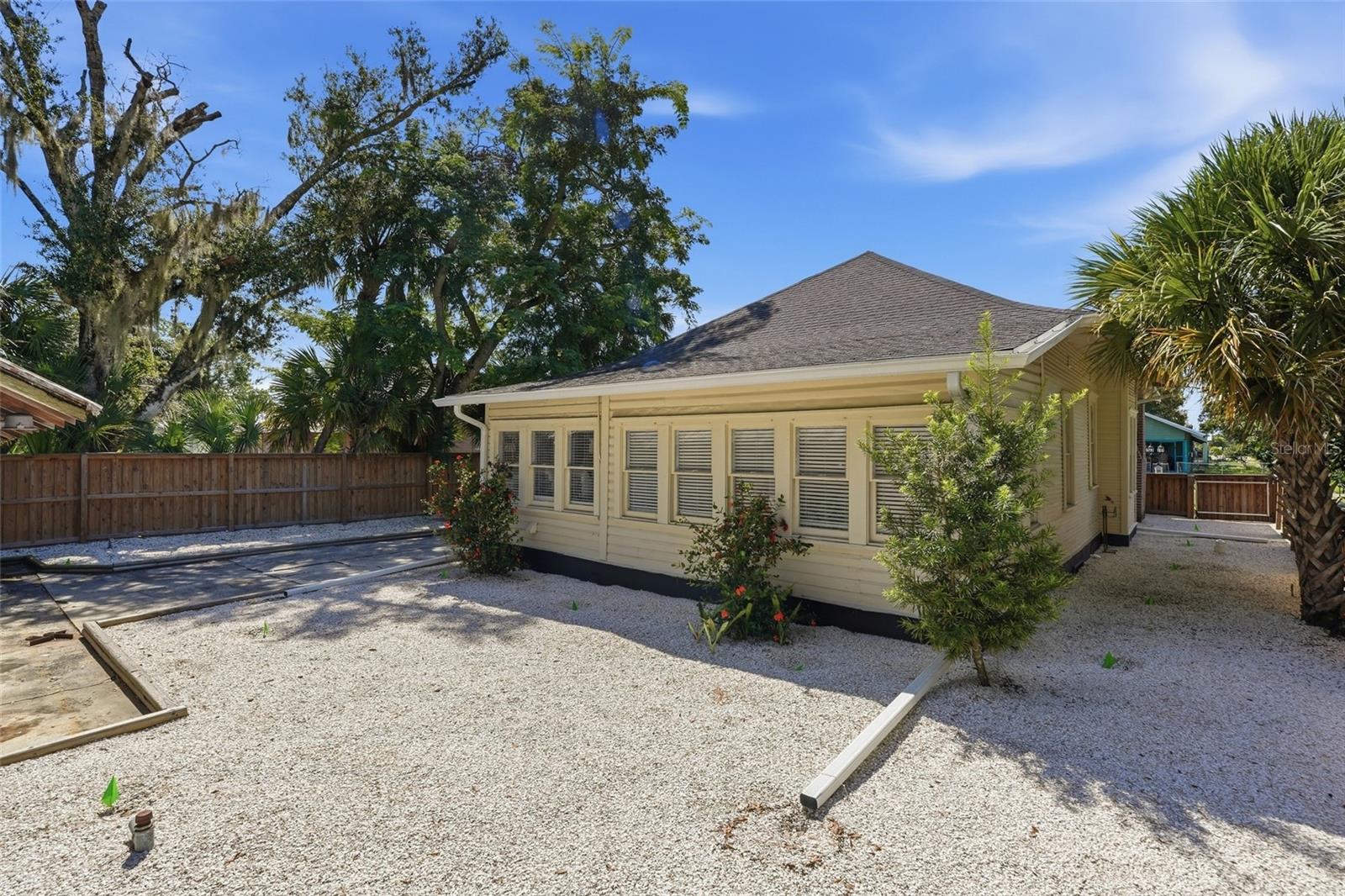 GIBSON & SMITHS ADD - Residential