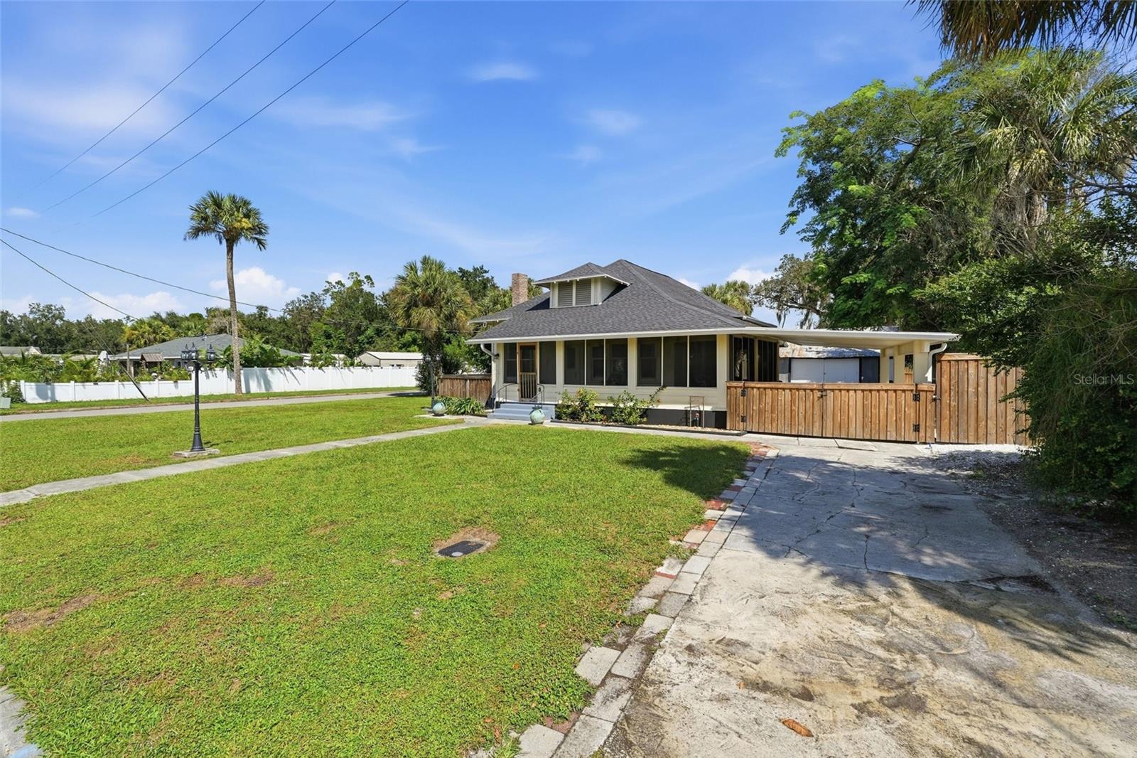 GIBSON & SMITHS ADD - Residential