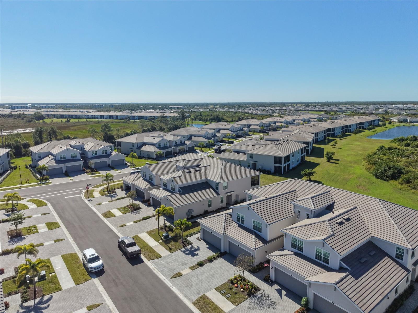 WELLEN PARK GOLF AND COUNTRY CLUB - Residential