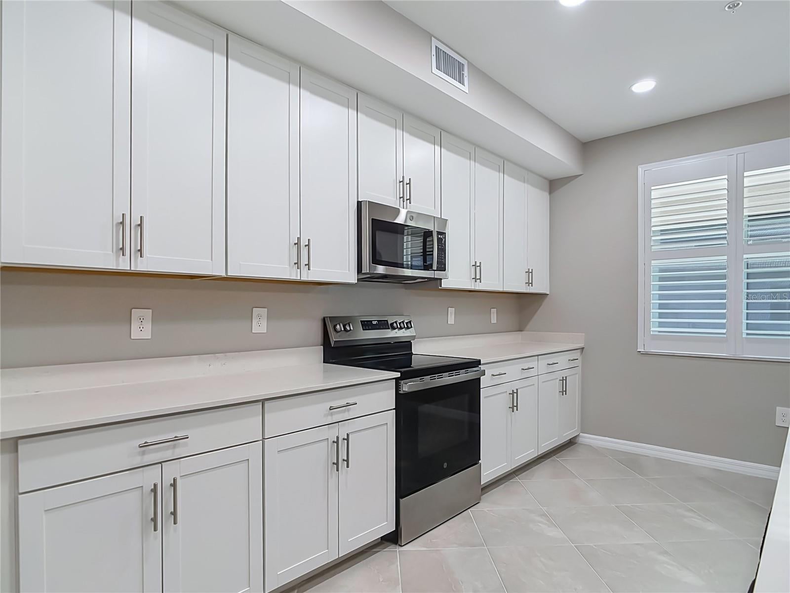 WELLEN PARK GOLF AND COUNTRY CLUB - Residential