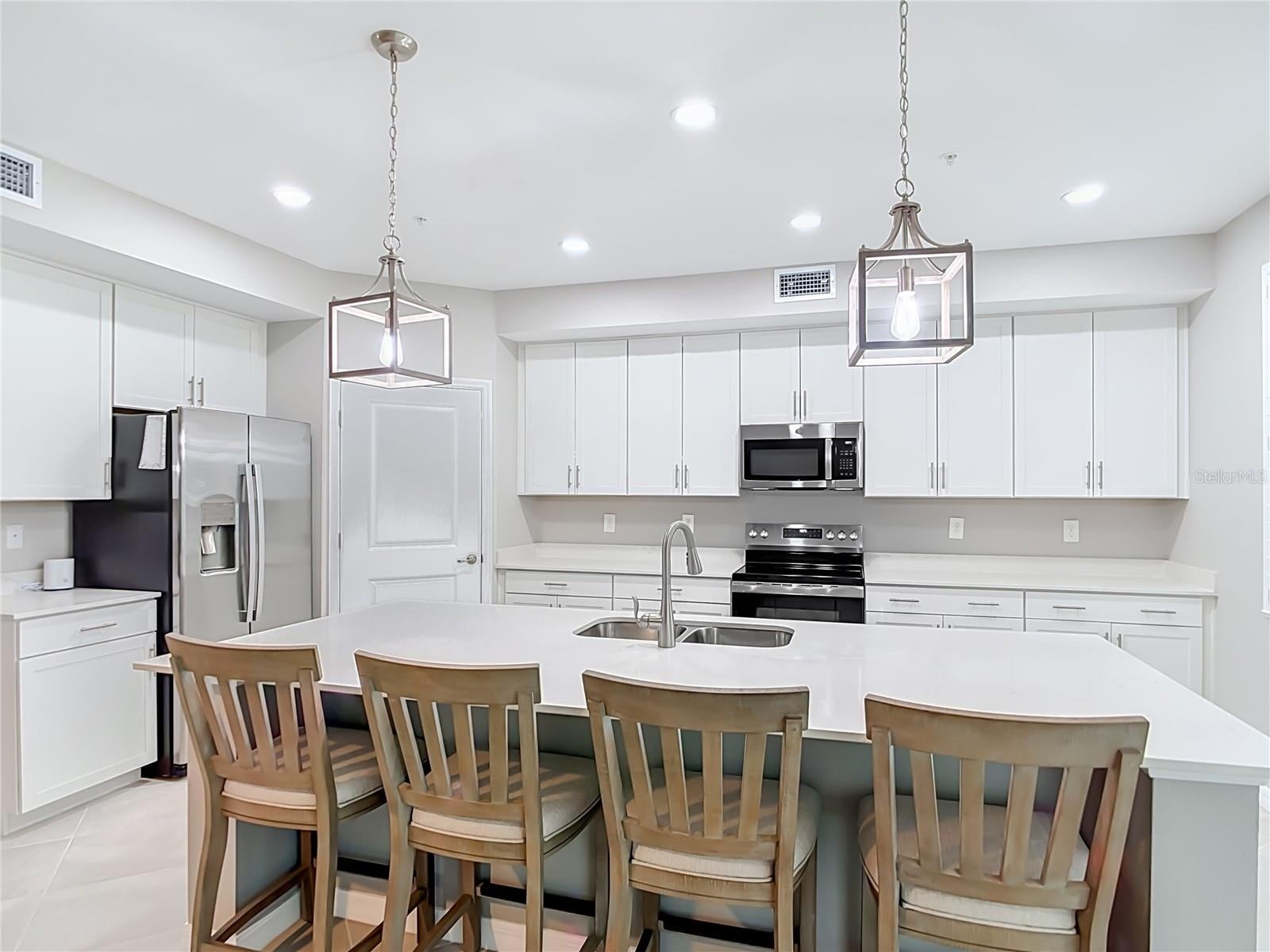 WELLEN PARK GOLF AND COUNTRY CLUB - Residential