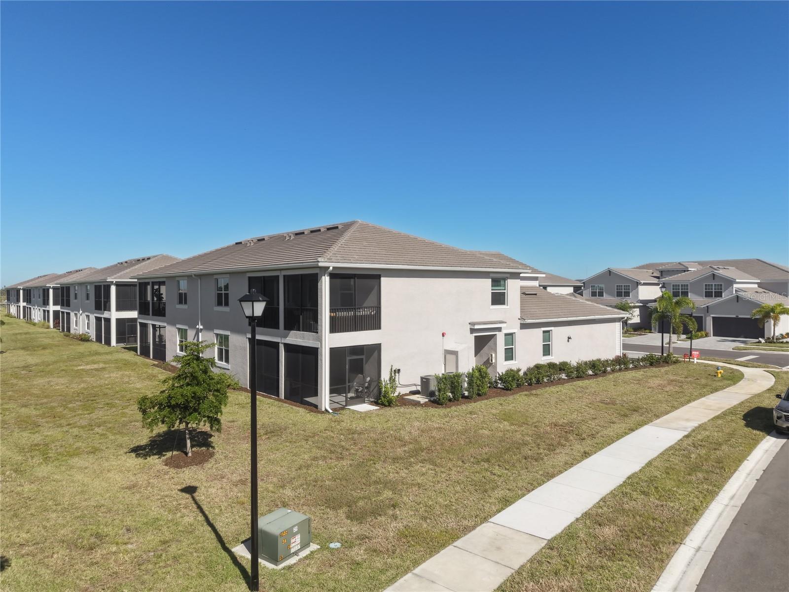 WELLEN PARK GOLF AND COUNTRY CLUB - Residential