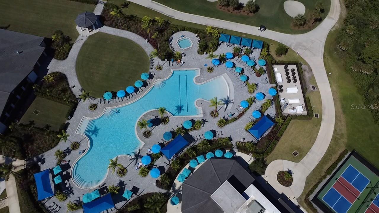 WELLEN PARK GOLF AND COUNTRY CLUB - Residential