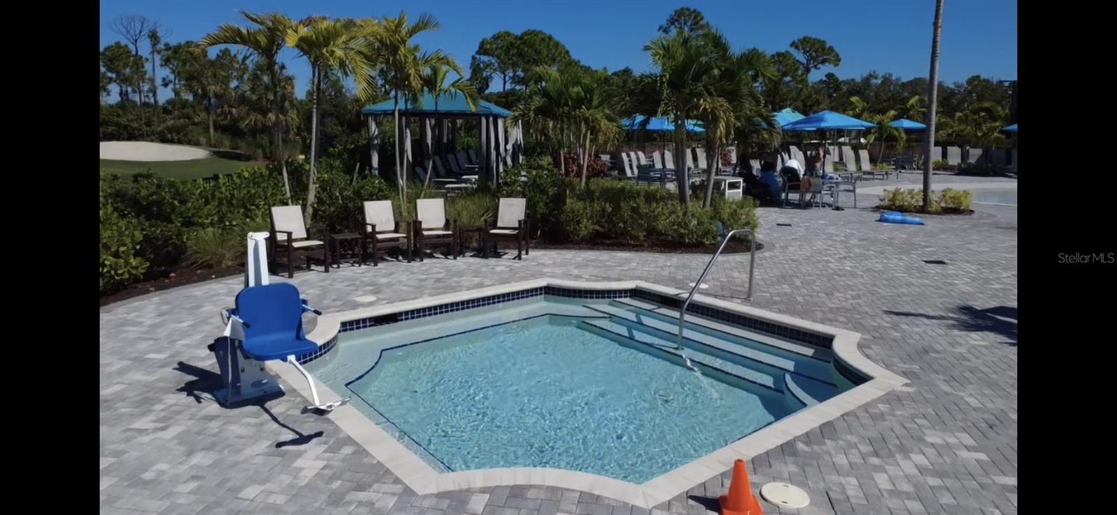 WELLEN PARK GOLF AND COUNTRY CLUB - Residential