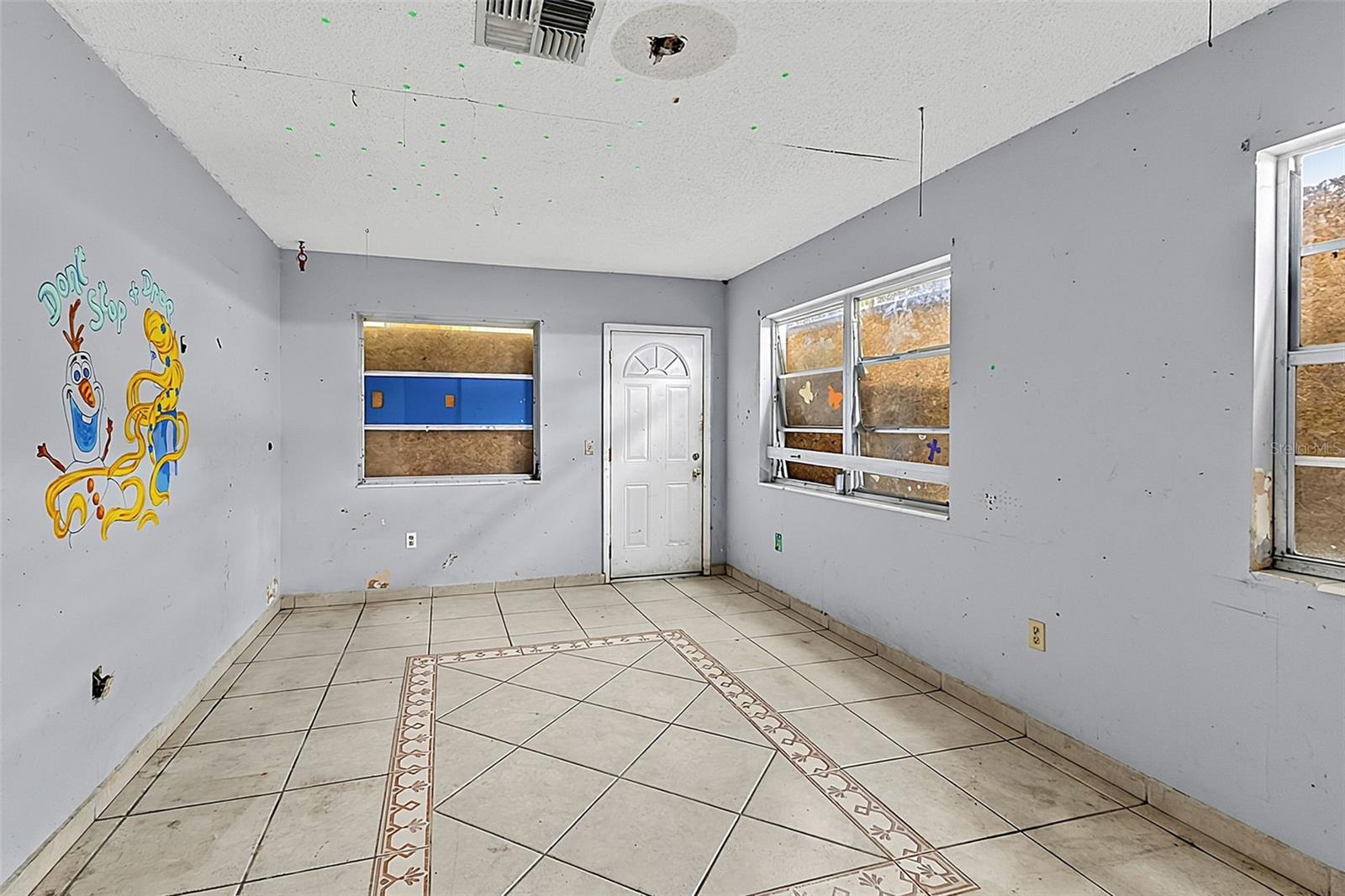 SEBRING VILLAS 1ST ADD - Residential