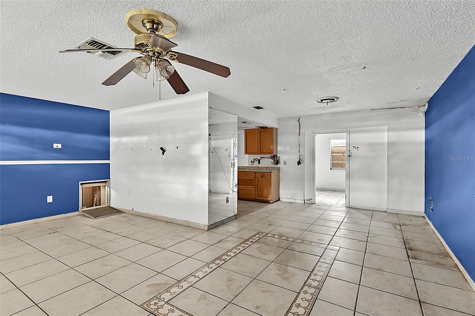 SEBRING VILLAS 1ST ADD - Residential