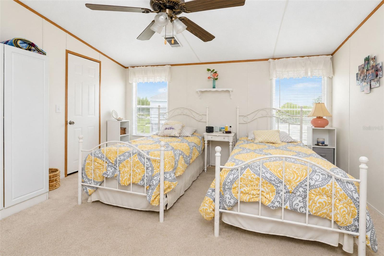 VILLAGE HOL LAKE 01 - Residential