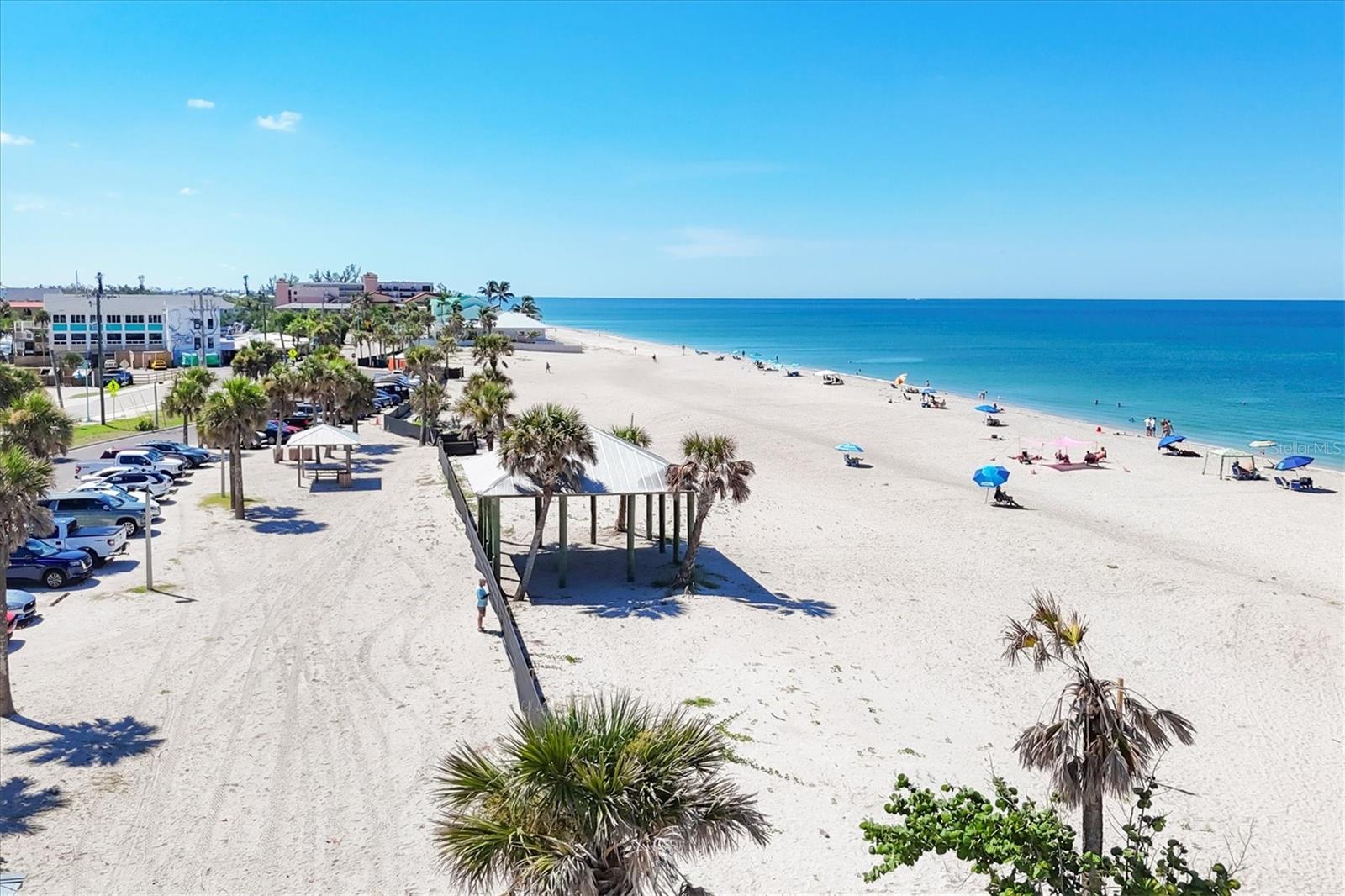 PELICAN SHORES - Residential