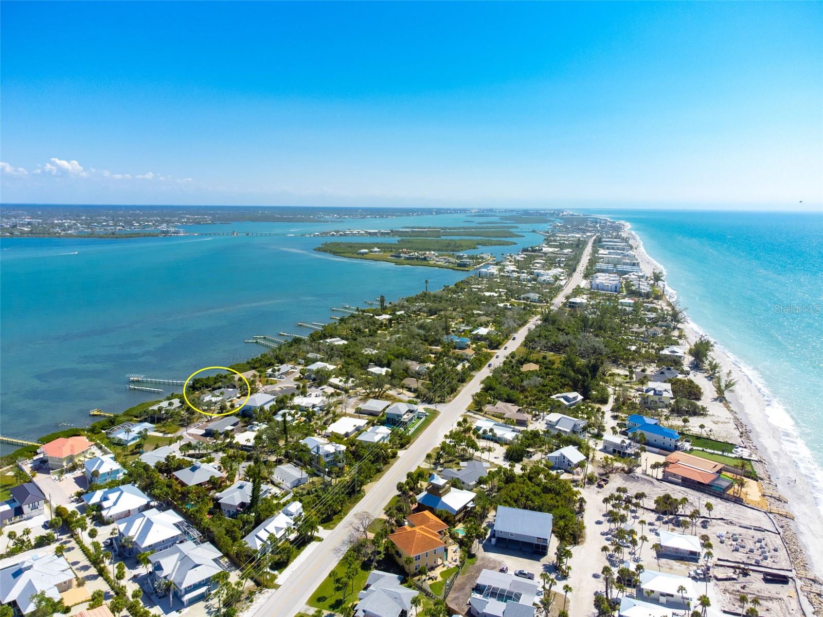 PELICAN SHORES - Residential