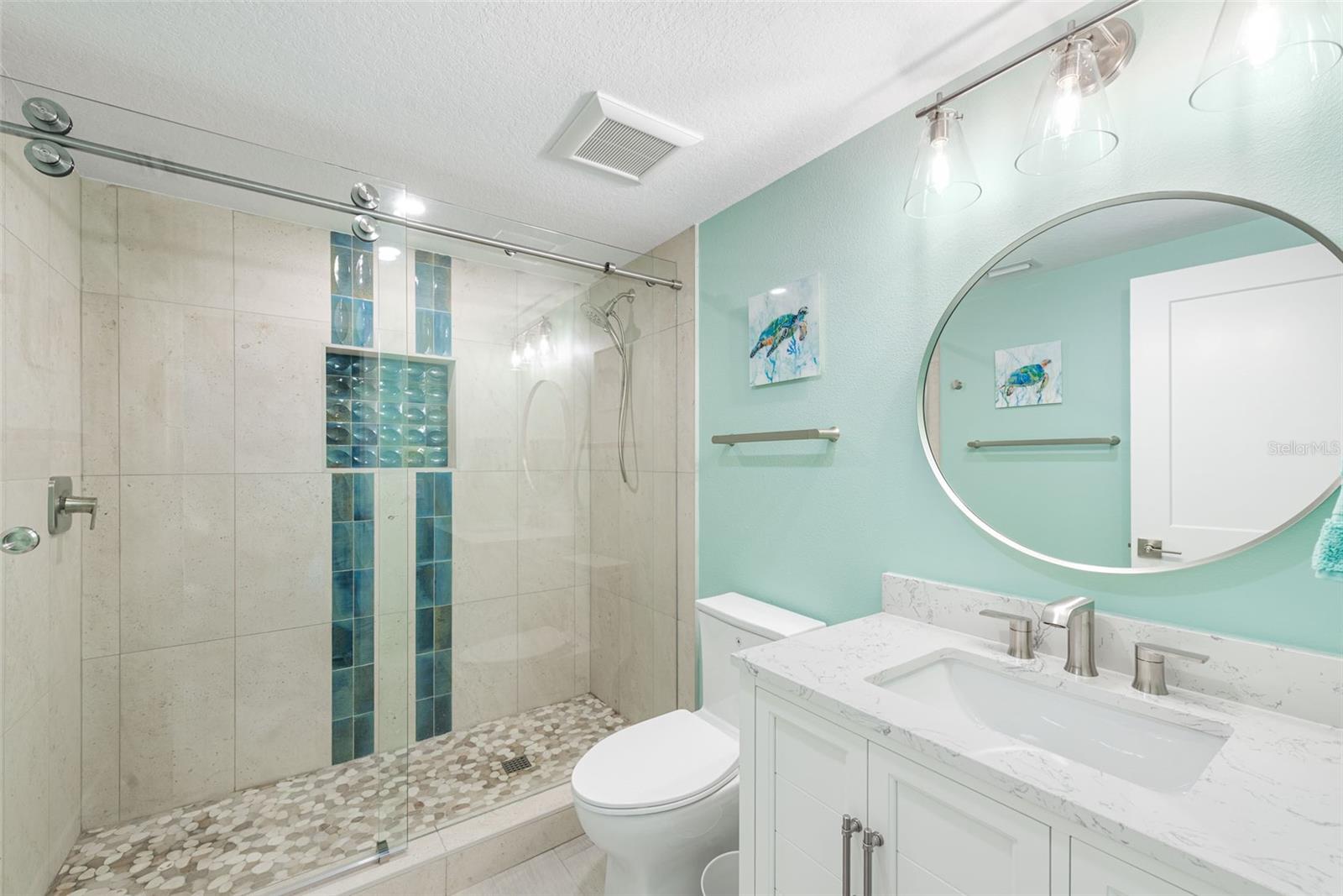 PELICAN SHORES - Residential