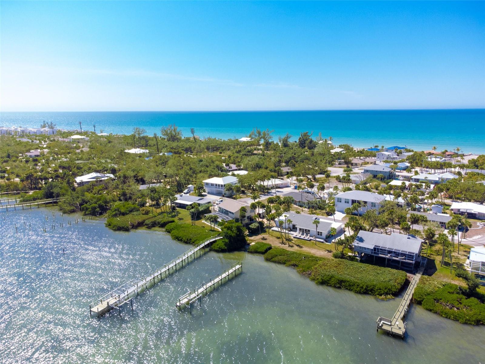 PELICAN SHORES - Residential