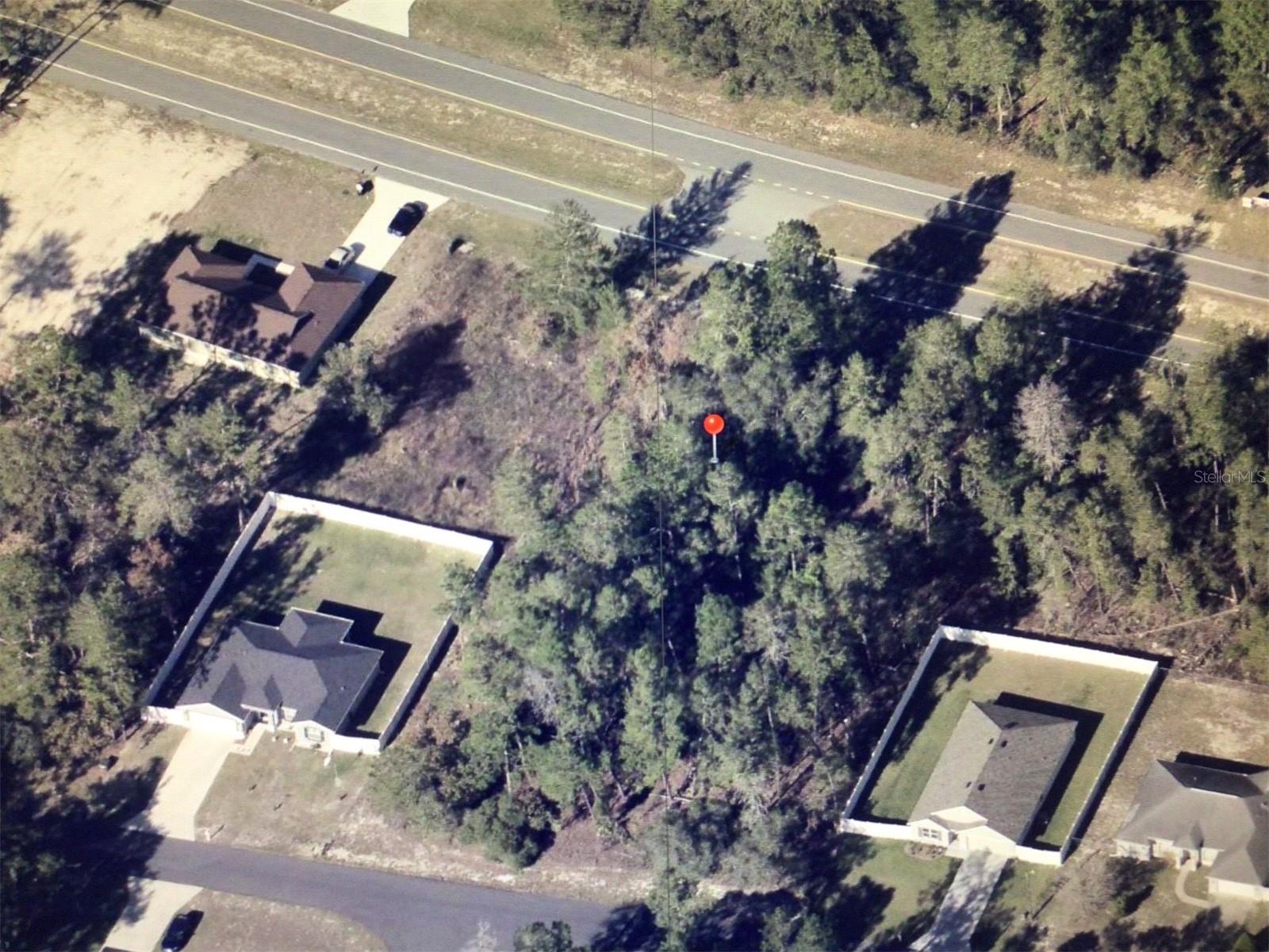 MARION OAKS - Land