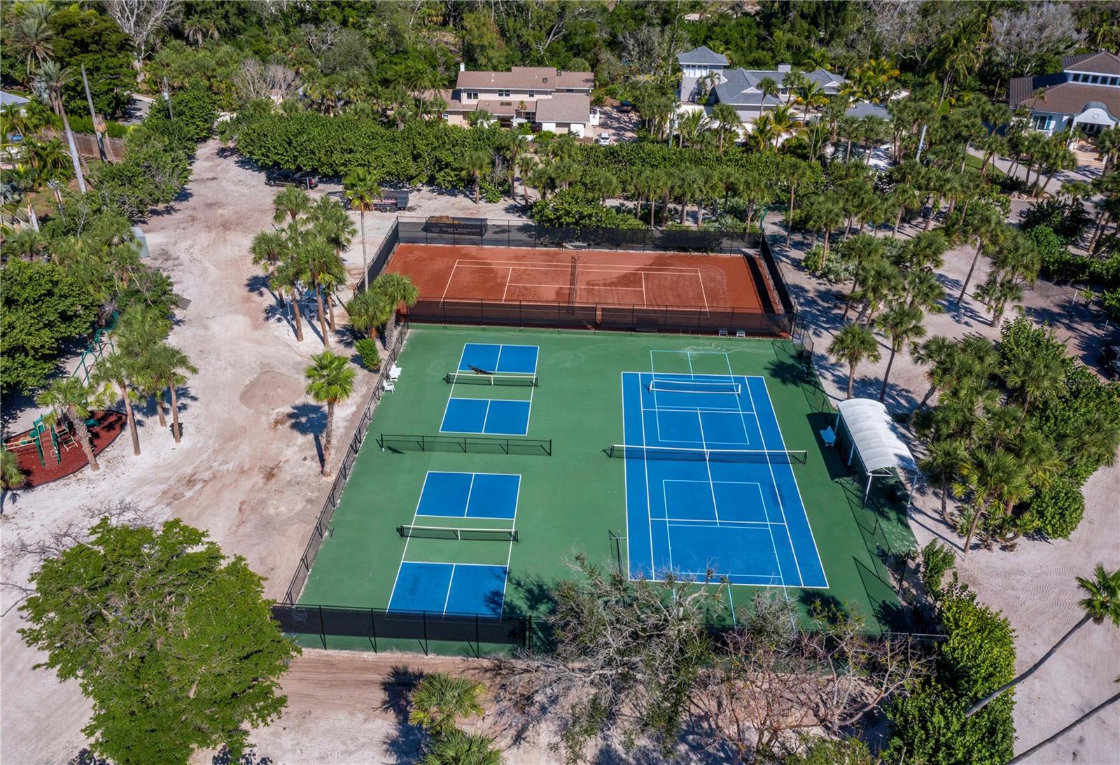 SIESTA PROPERTIES INC - Residential
