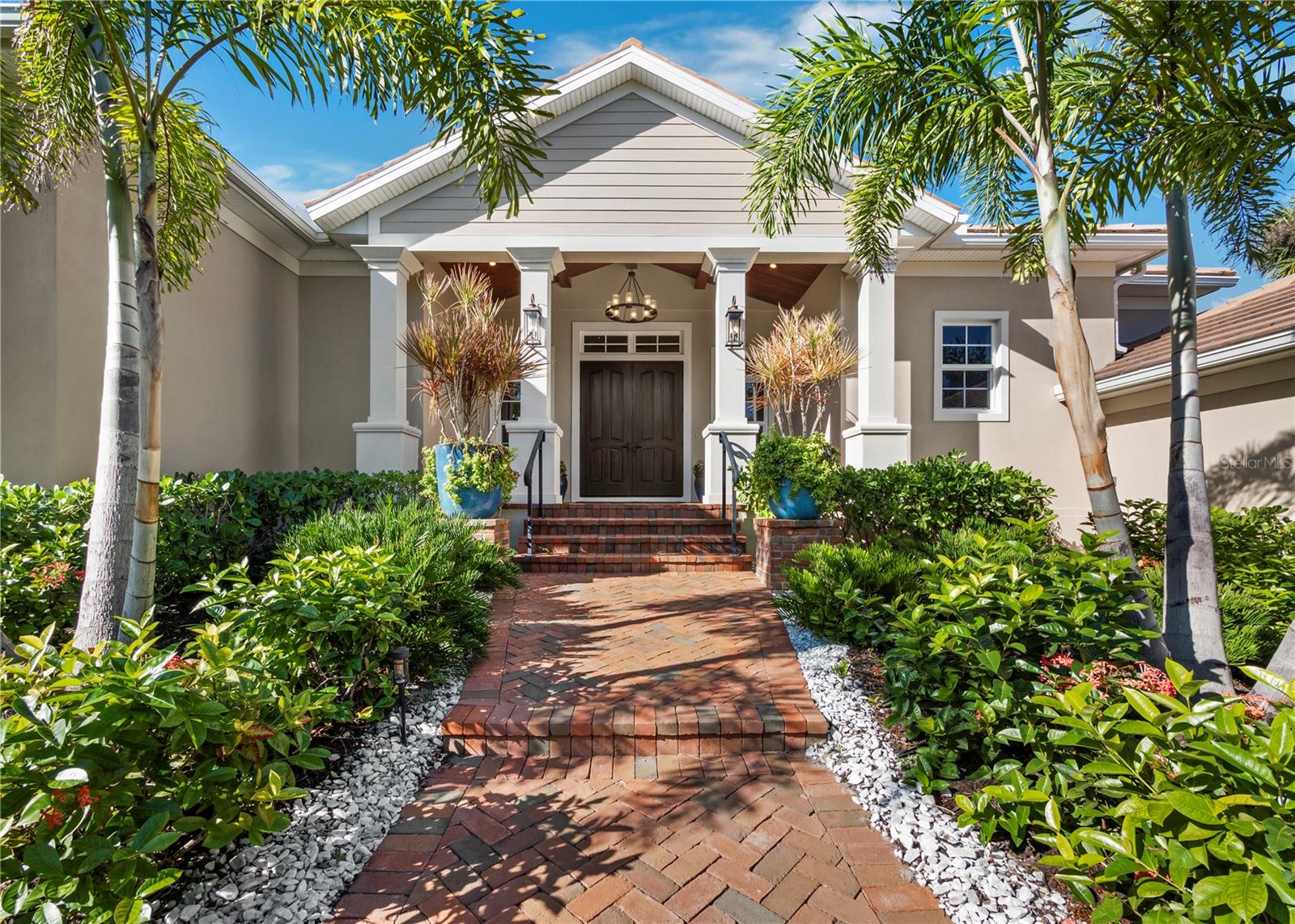 SIESTA PROPERTIES INC - Residential