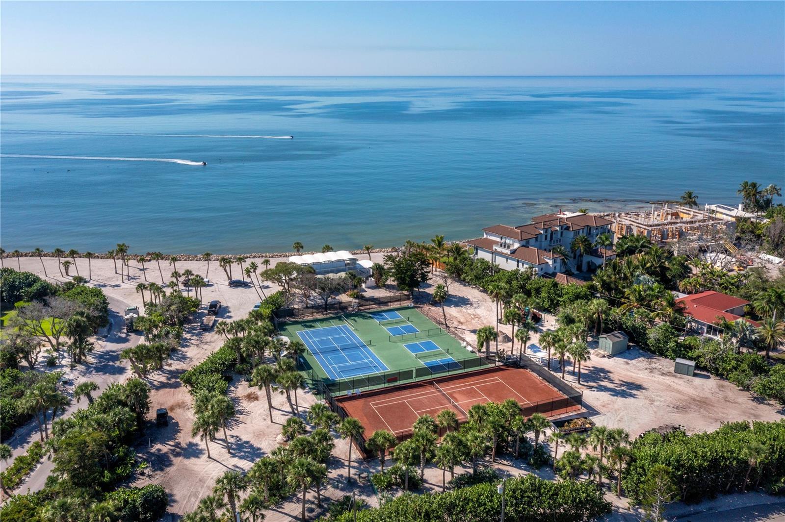 SIESTA PROPERTIES INC - Residential