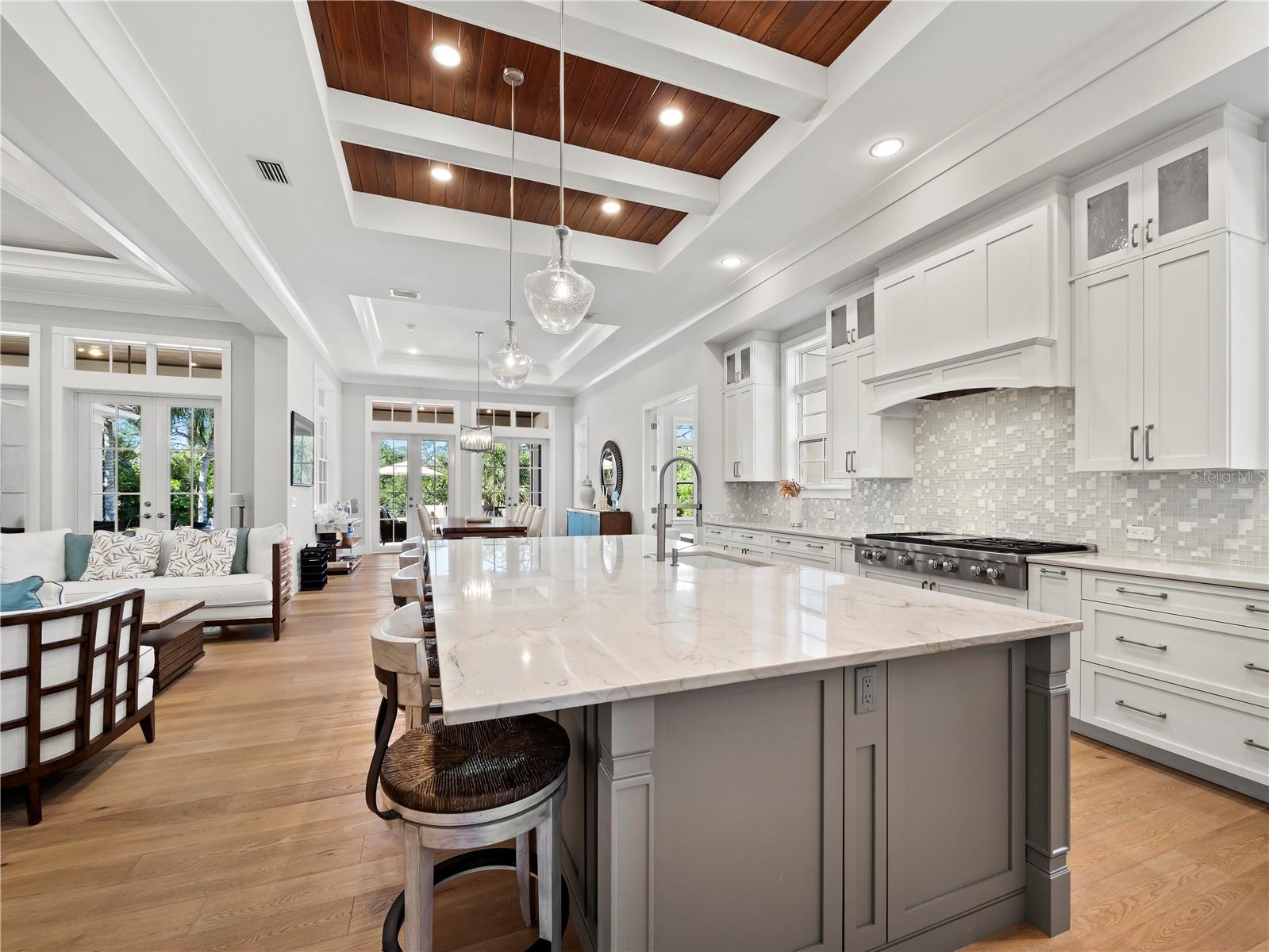 SIESTA PROPERTIES INC - Residential