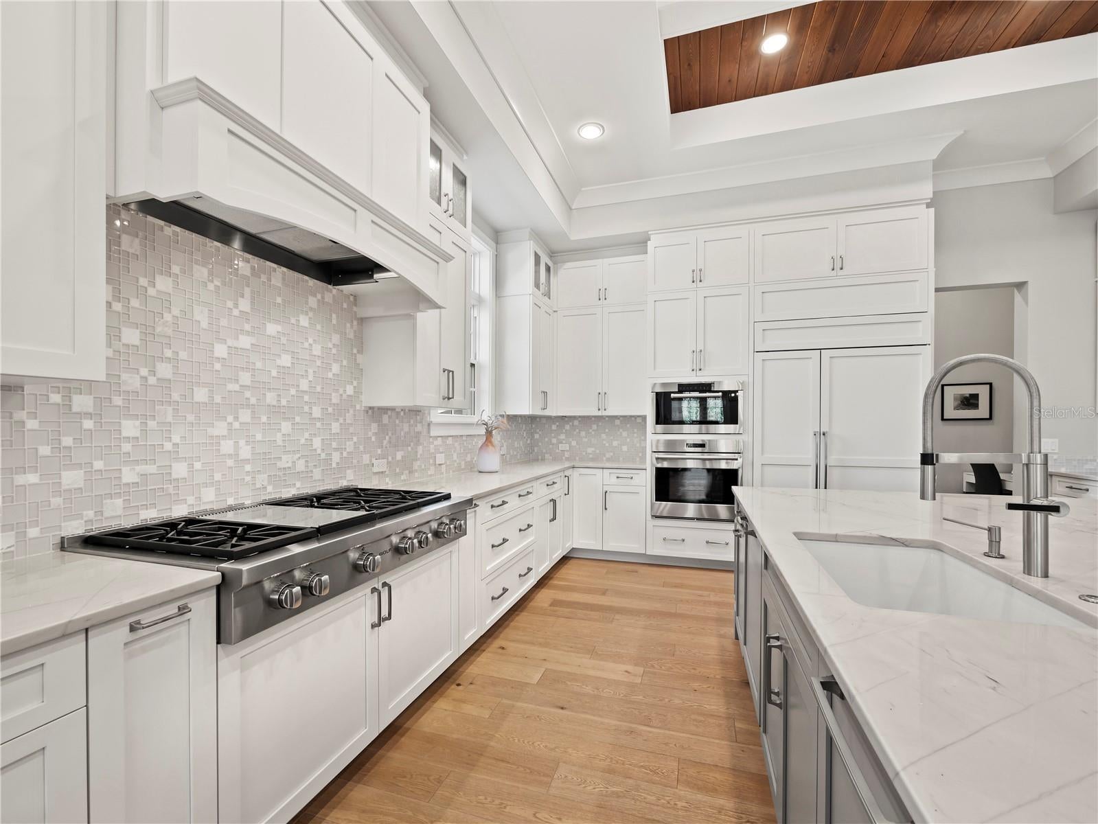 SIESTA PROPERTIES INC - Residential
