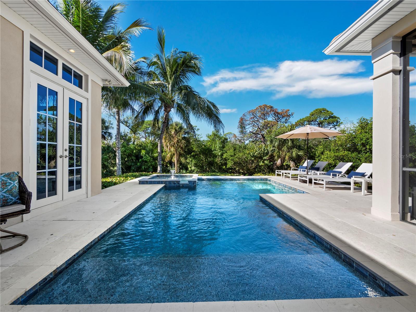SIESTA PROPERTIES INC - Residential