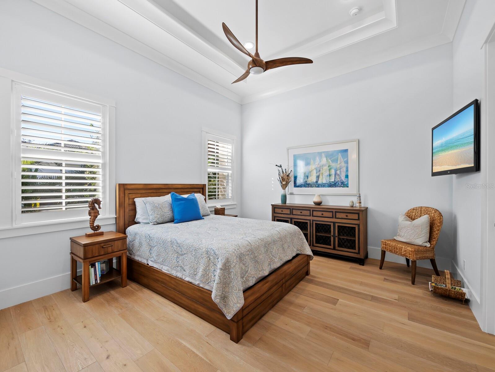 SIESTA PROPERTIES INC - Residential