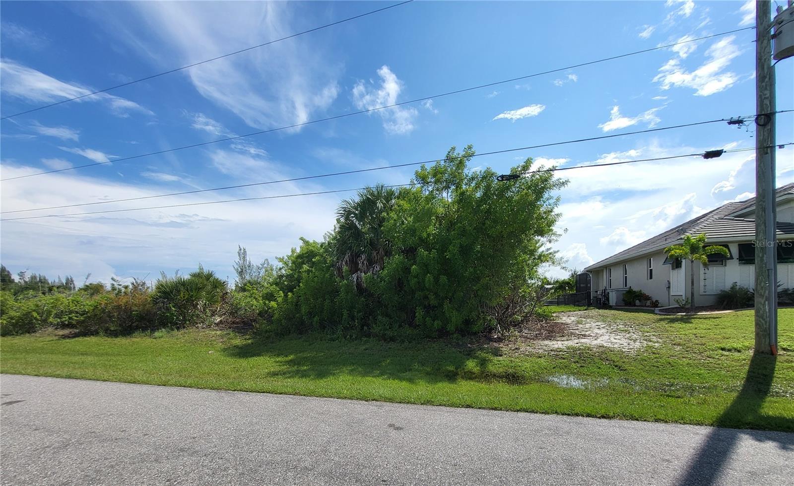 PORT CHARLOTTE SEC 082 - Land