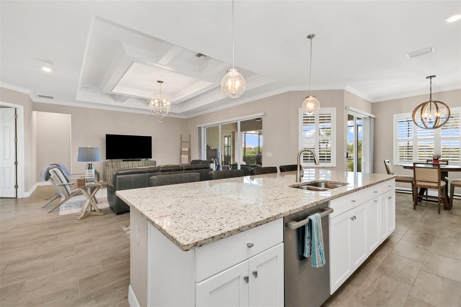 HARBOR WEST - Residential