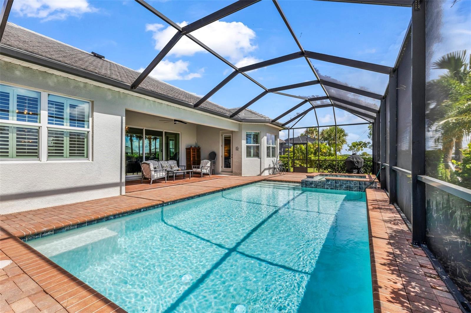 HARBOR WEST - Residential