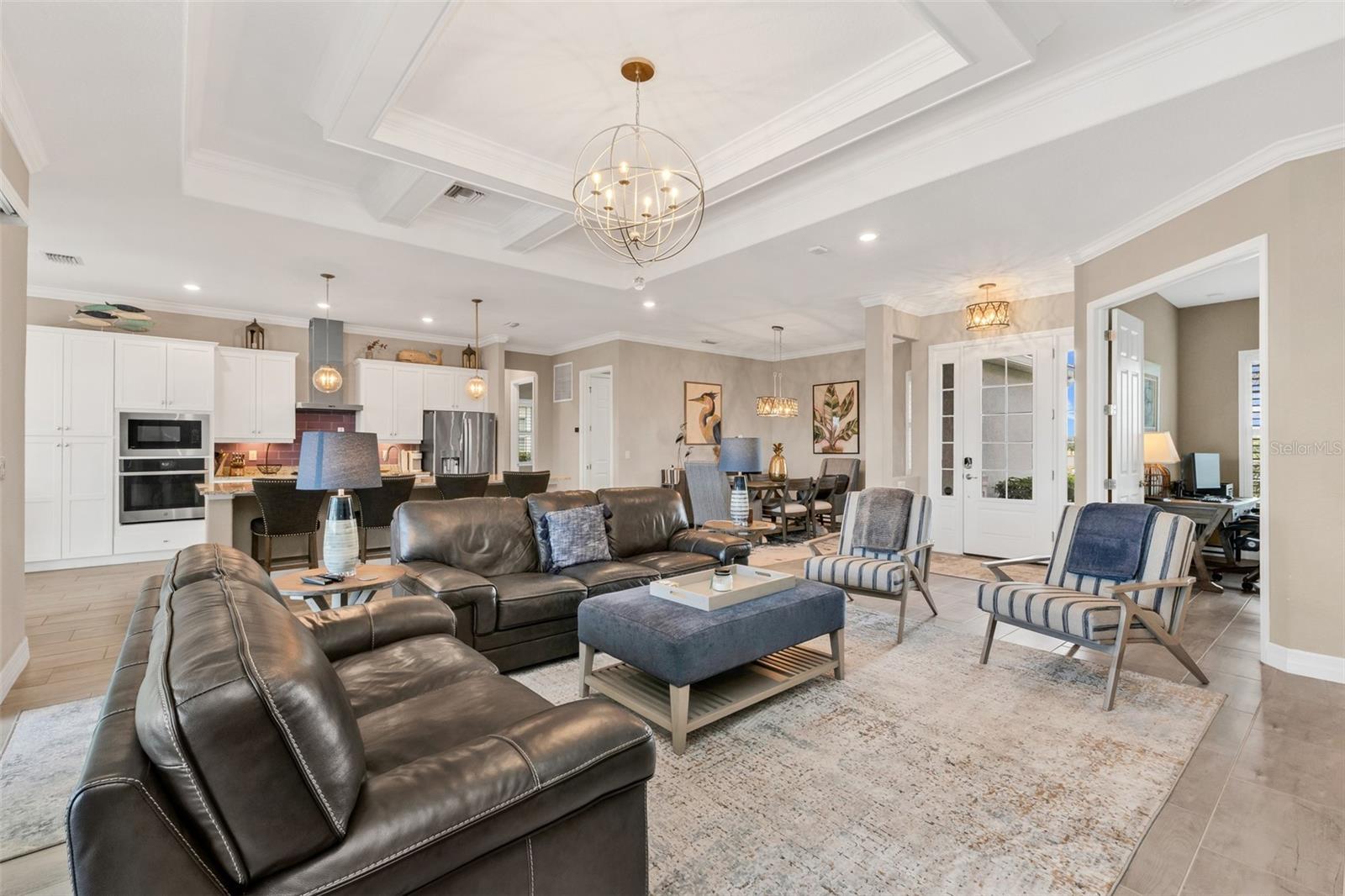 HARBOR WEST - Residential