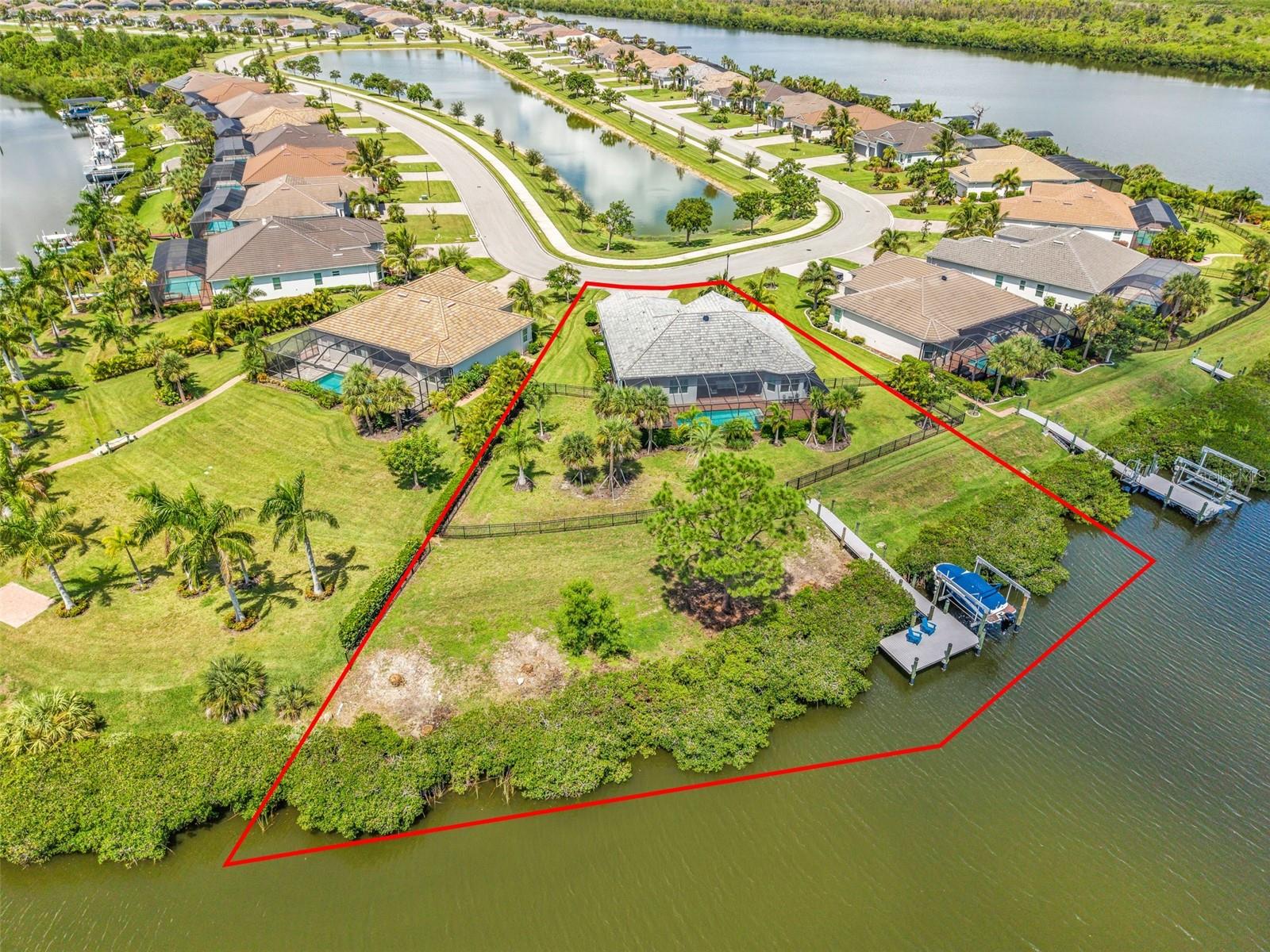 HARBOR WEST - Residential