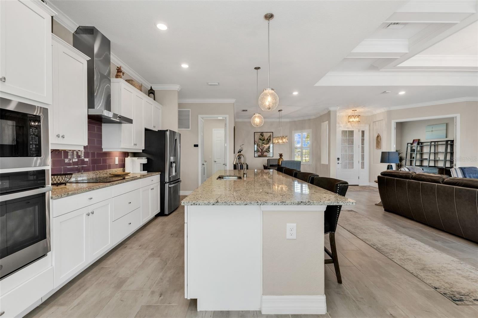 HARBOR WEST - Residential