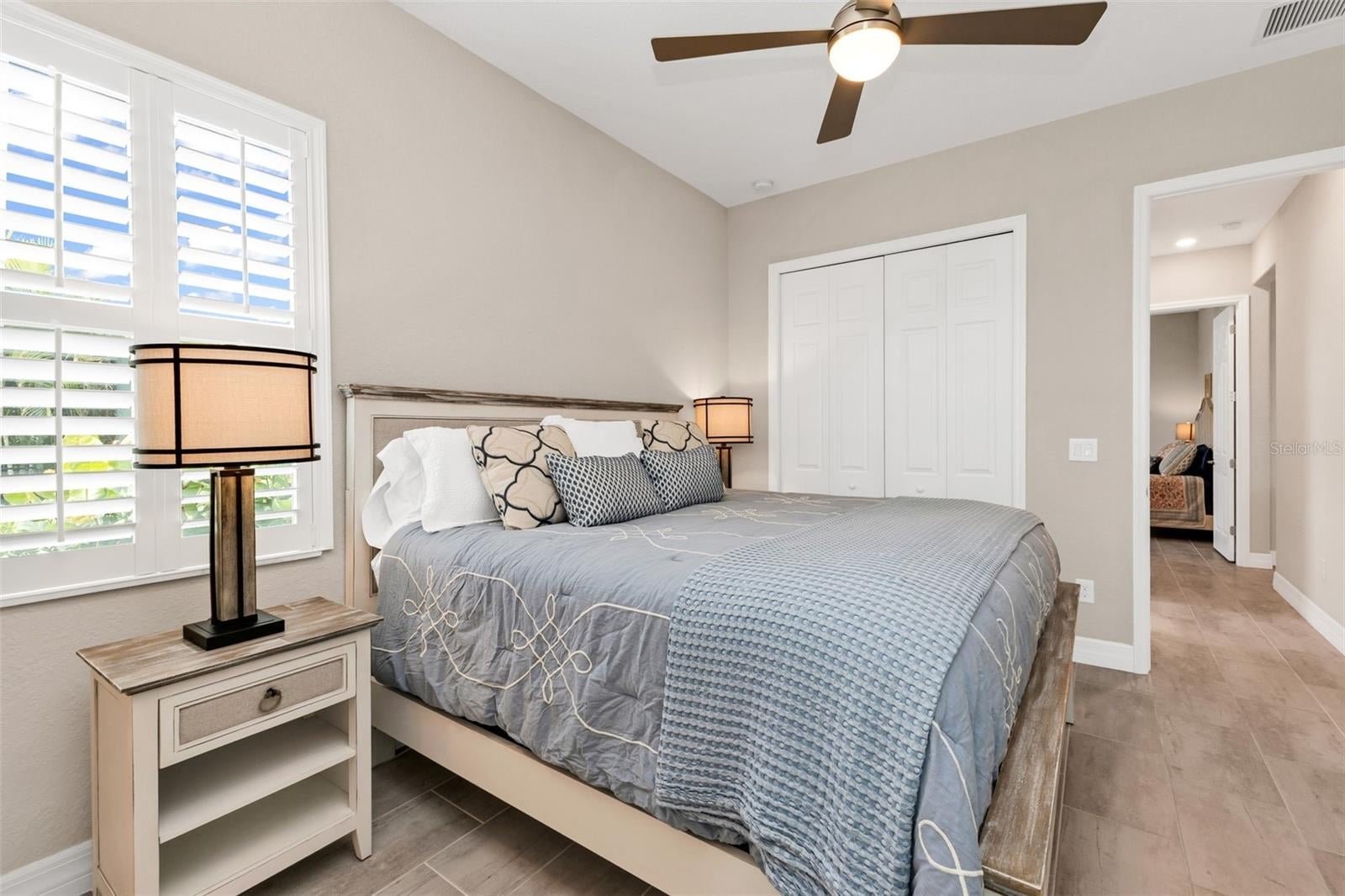 HARBOR WEST - Residential