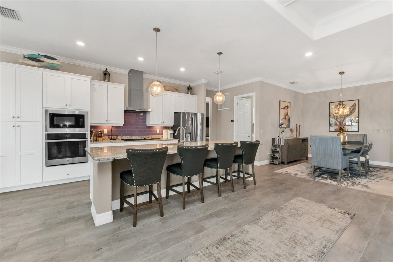 HARBOR WEST - Residential