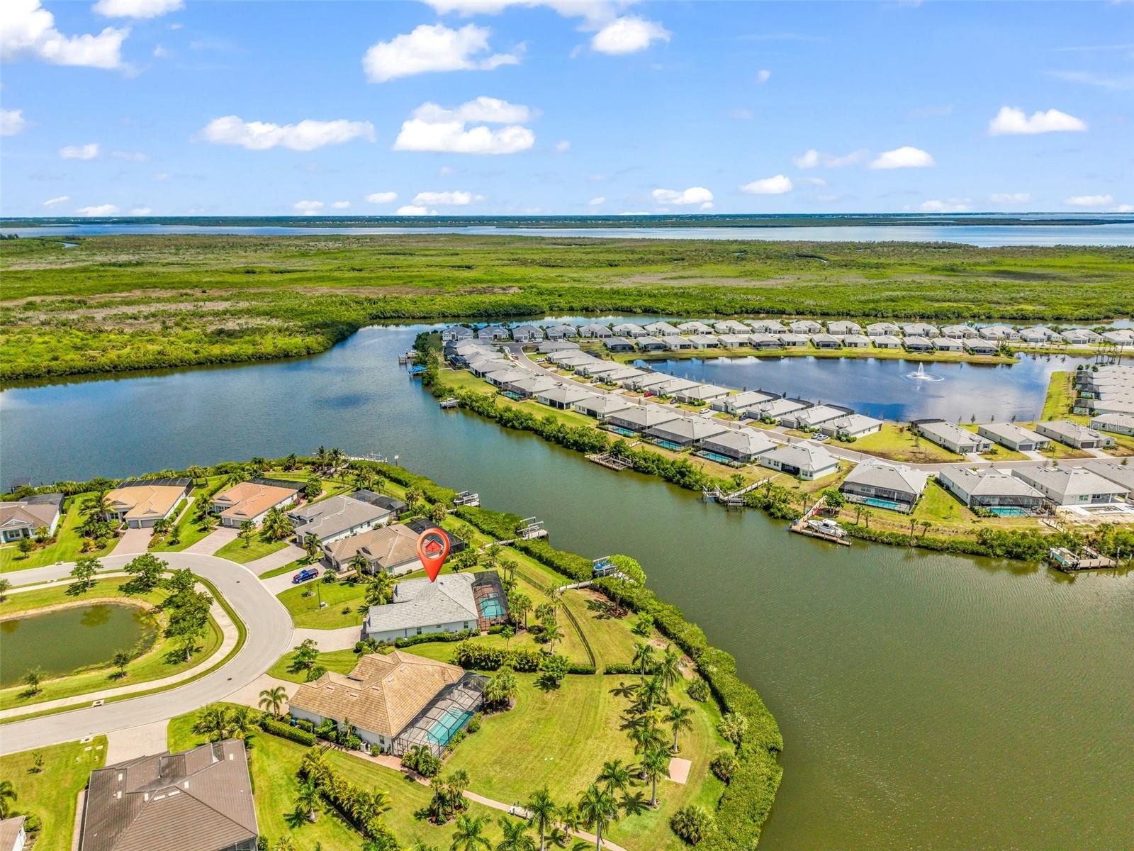 HARBOR WEST - Residential