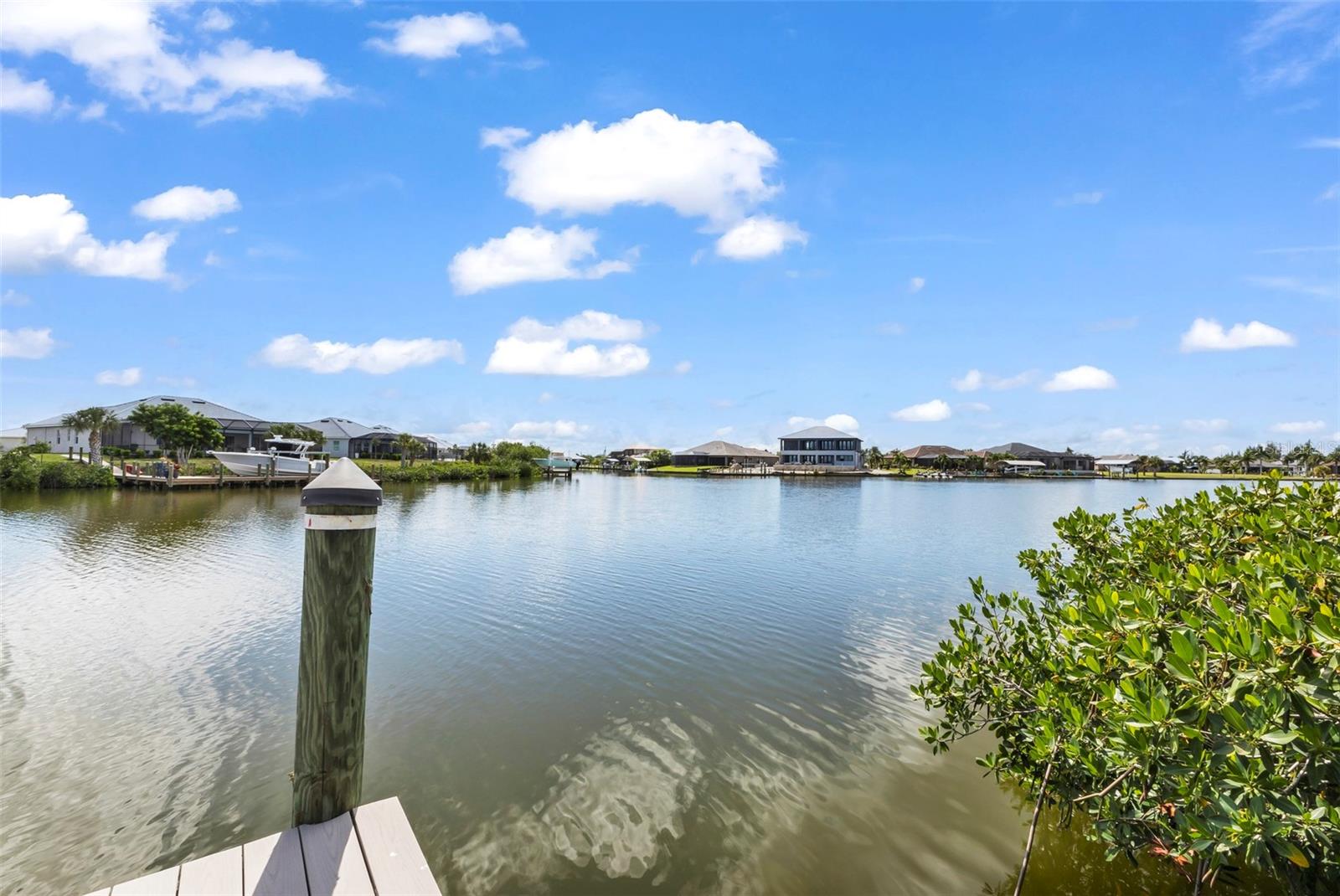 HARBOR WEST - Residential