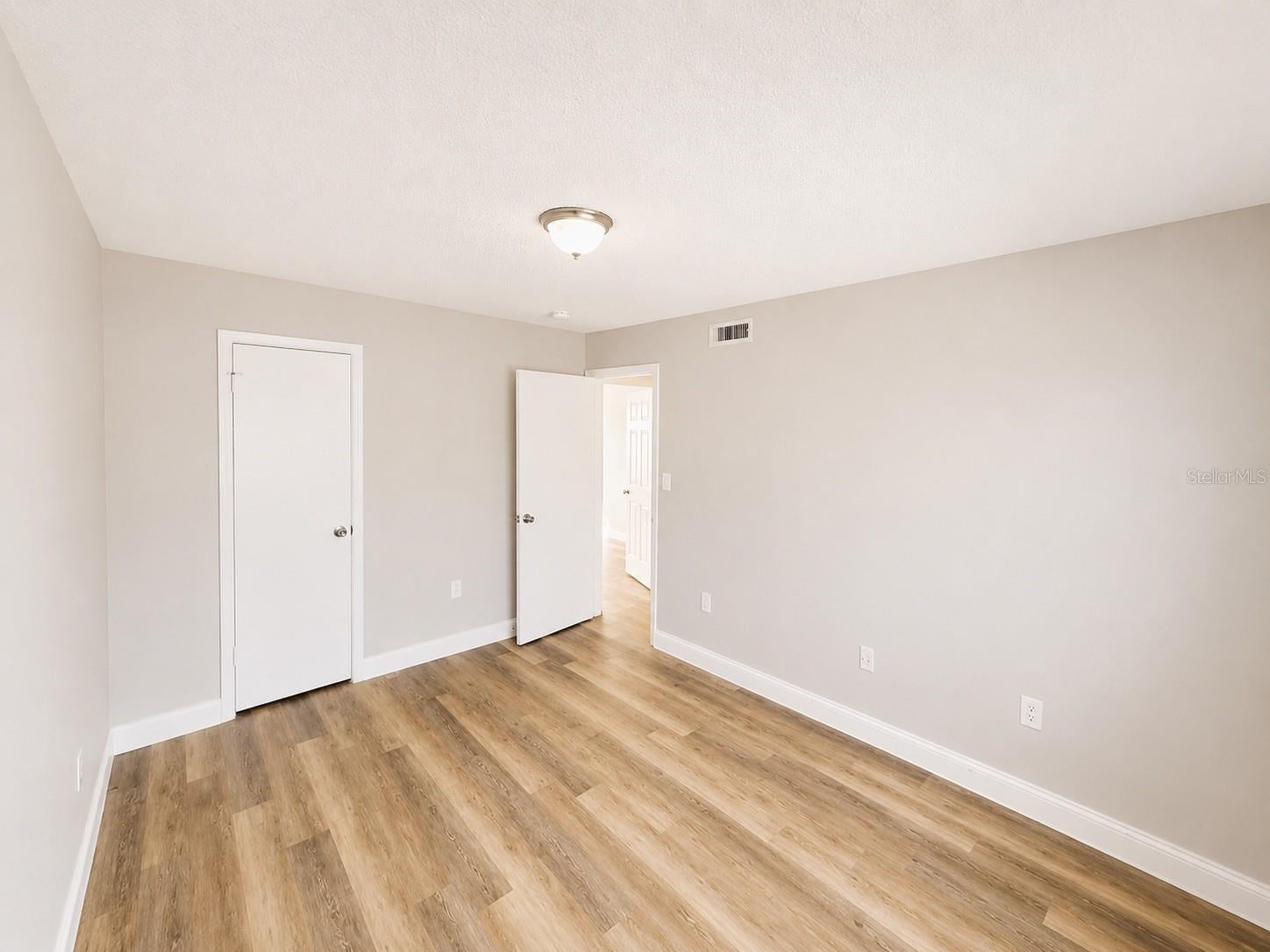 CATALINA ISLES CONDO - Residential