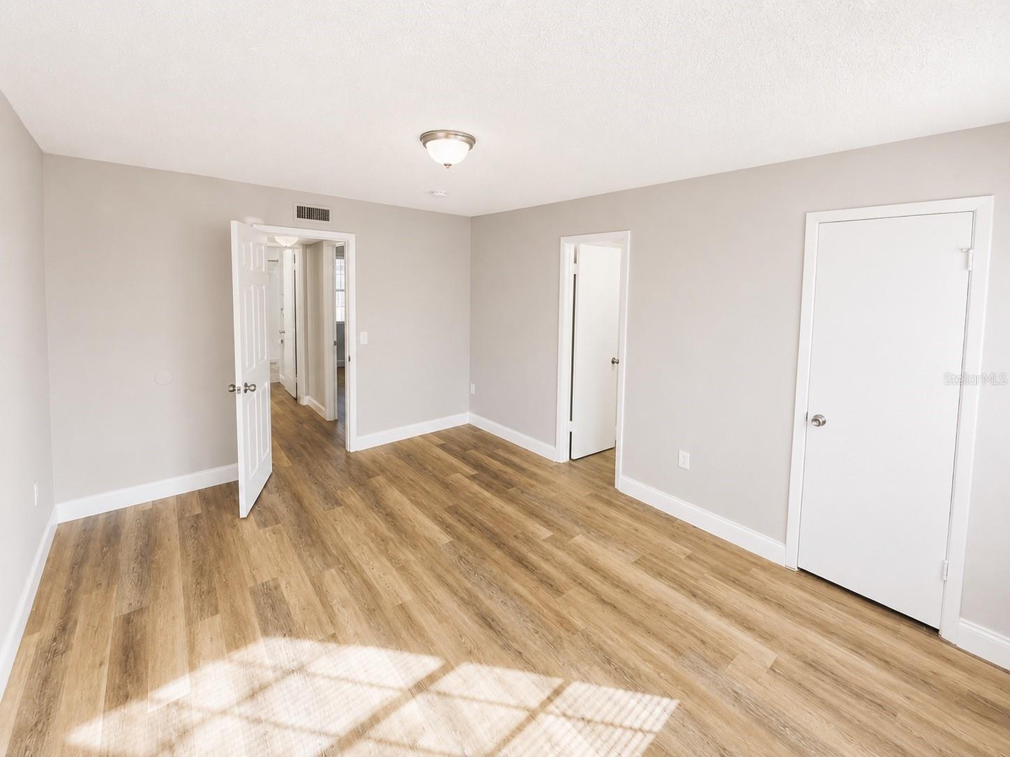CATALINA ISLES CONDO - Residential