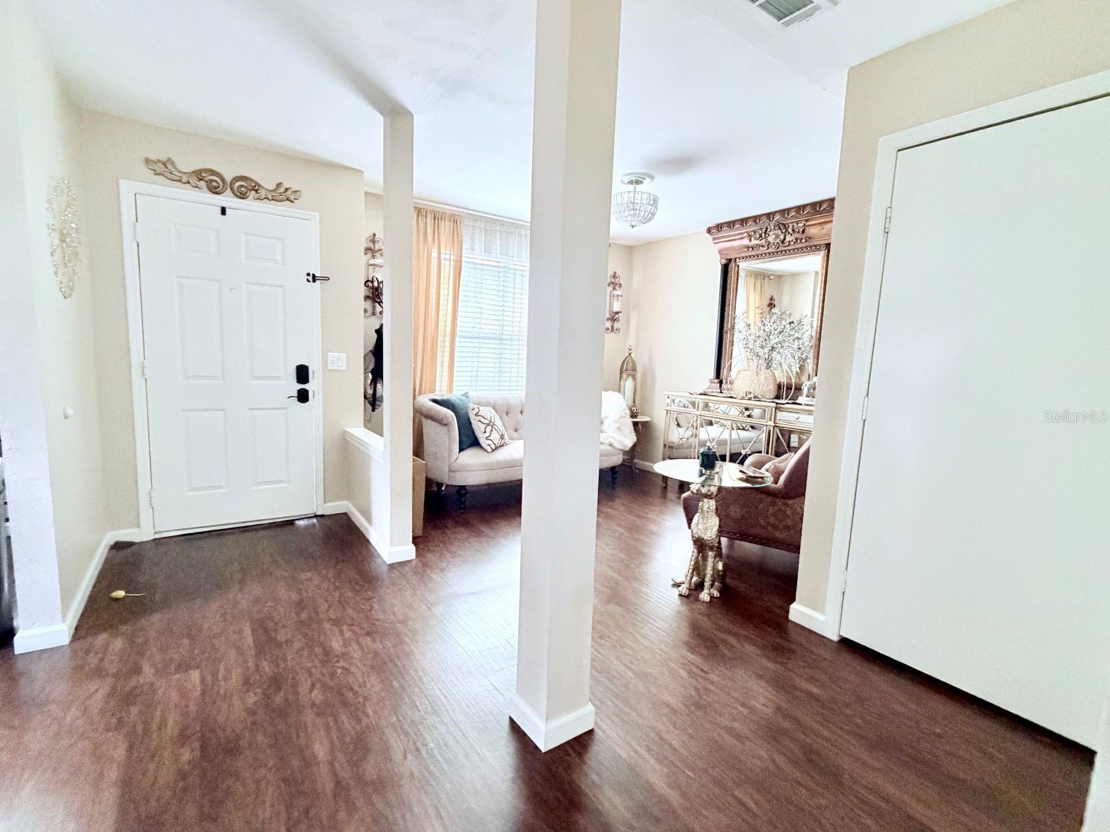 LAKE ELLEN WALK - Residential