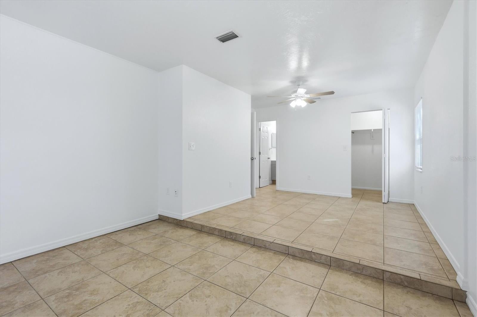NORTH RIVERSIDE PARK - Residential
