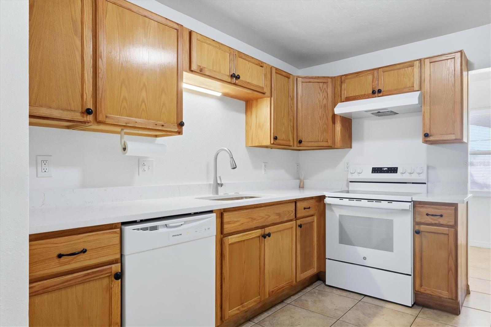 NORTH RIVERSIDE PARK - Residential