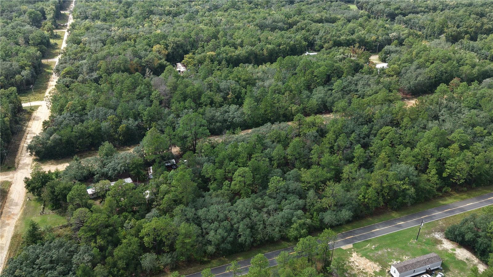 INTERLACHEN LAKES ESTATES - Land
