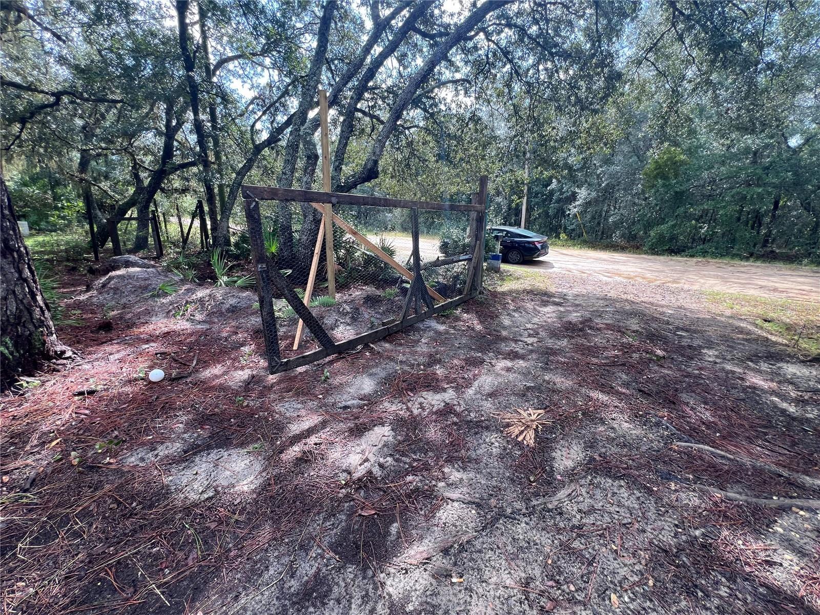INTERLACHEN LAKES ESTATES - Land
